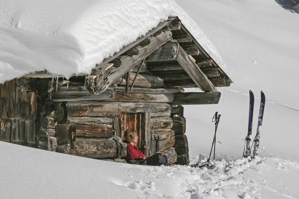 Alpinizm zimą w góry Rofan — Zdjęcie stockowe