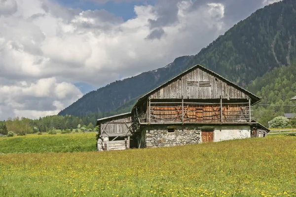 Farma v údolí Antholz — Stock fotografie