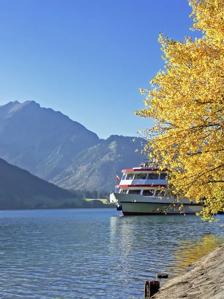 Automne au lac Achen — Photo