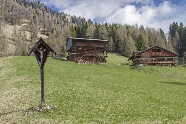 Gård nära Zahre — Stockfoto