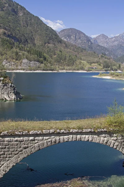 En el Lago dei Tramonti en Friuli —  Fotos de Stock
