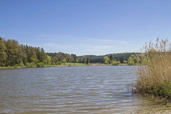 Lago Aufhofen em Thanning — Fotografia de Stock