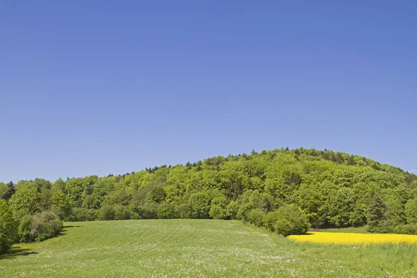 Paesaggio nella valle del Laabro Nero — Foto Stock