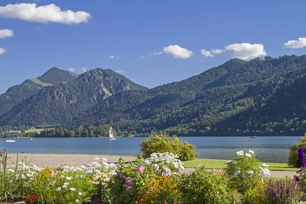 Schliersee - idílico lago alpino en la Alta Baviera — Foto de Stock
