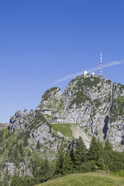 Wendelstein - de mijlpaal van Bayrischzell — Stockfoto