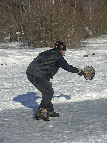 Curling op de bevroren meer — Stockfoto