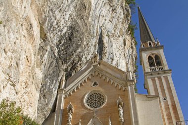 Madonna della corona