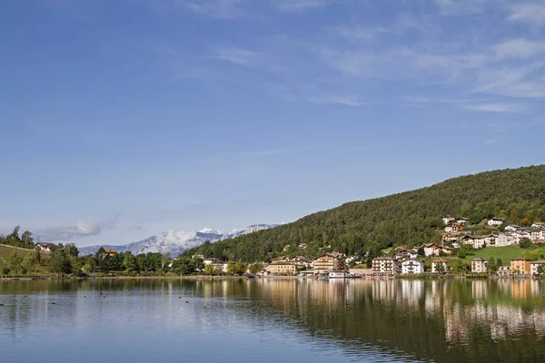Lago di Serraia — Stockfoto
