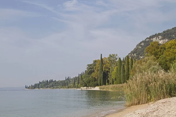 Paisaje en el lago de Garda —  Fotos de Stock