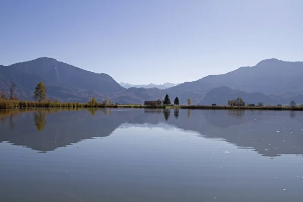 Descansando no lago Eichsee — Fotografia de Stock