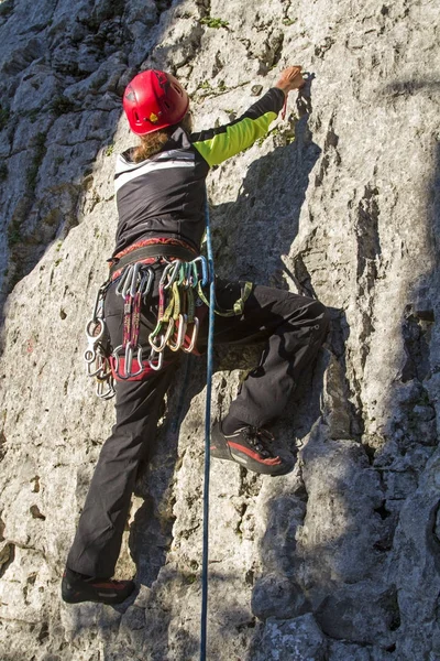 Fun  climbing in Stallavena — Stock Photo, Image
