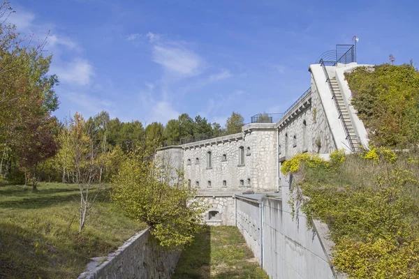 Forte Santa Viola en Monti Lessini —  Fotos de Stock