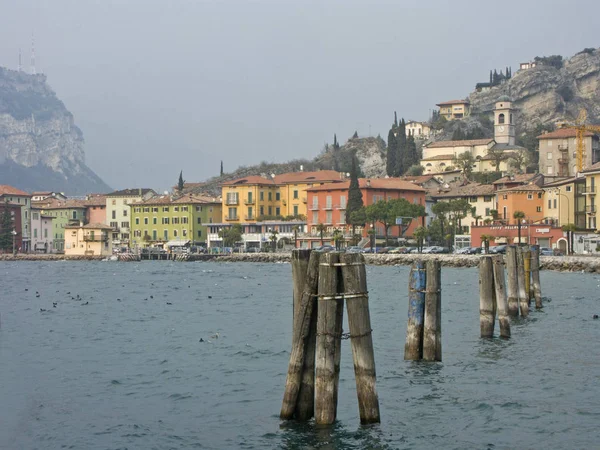Torbole Lake Garda kuzey kıyısında