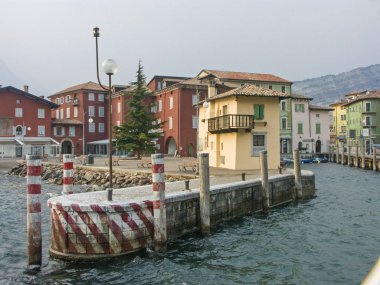 Torbole Lake Garda kuzey kıyısında
