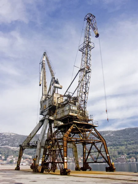 Monstrous metal - ship crane in Croatia — Stock Photo, Image