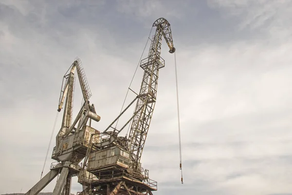 Monstrous metal - ship crane in Croatia — Stock Photo, Image