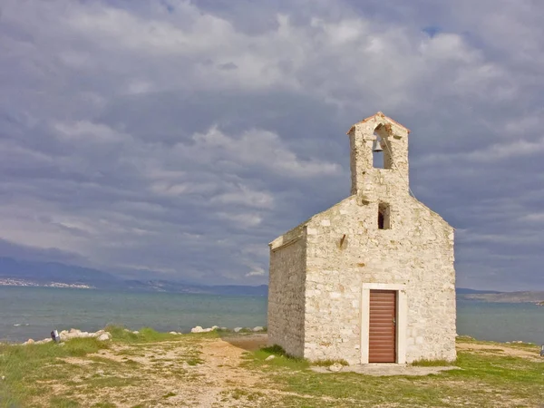 Şapel Novigrad denizin içinde