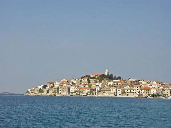 Primosten - perla dell'Adriatico dalmata — Foto Stock