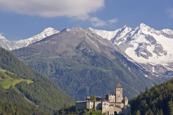 Castle Taufers in the Ahrntal valley — Stock Photo, Image