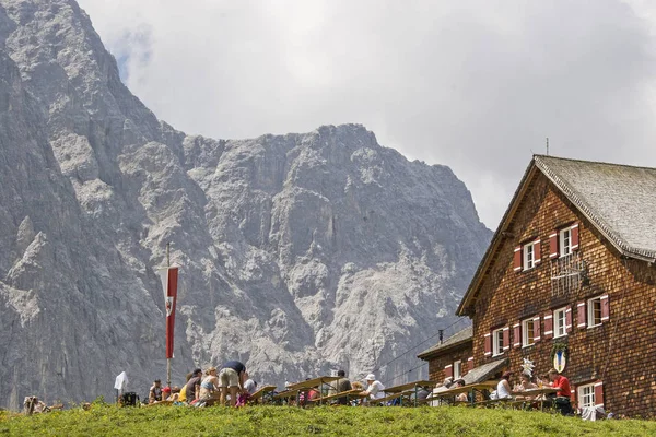 Falken Hut a Karwendel montagne — Foto Stock