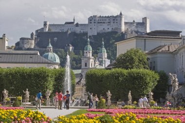 Mirabell Bahçe Salzburg