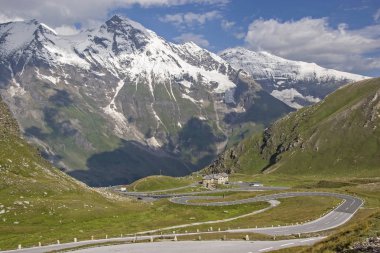Grossglockner yüksek Alp yolda sürücü