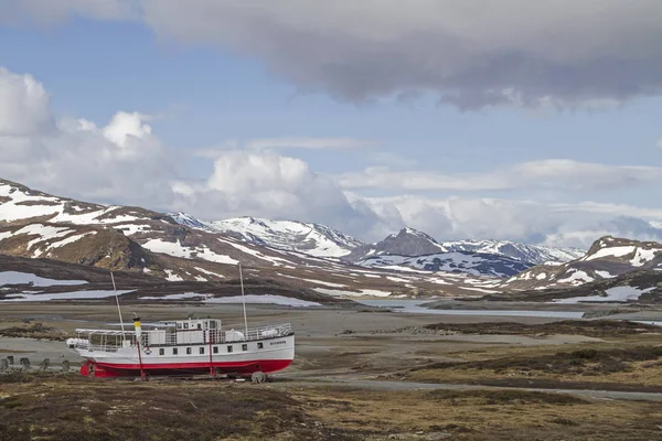 Excursion ship Bitihorn in hibernation — Stock Photo, Image