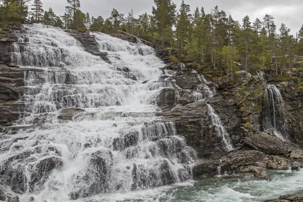 Vattenfall i Brostdalen — Stockfoto