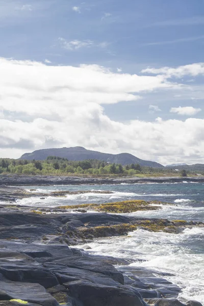 Une Journée Orageuse Sur Côte Atlantique Rocheuse Île Tustna Norvège — Photo