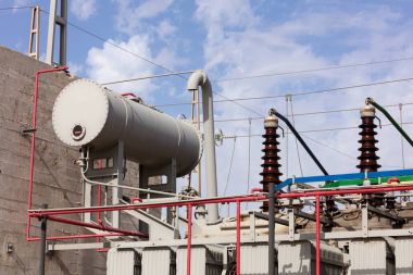 yüksek gerilim trafo