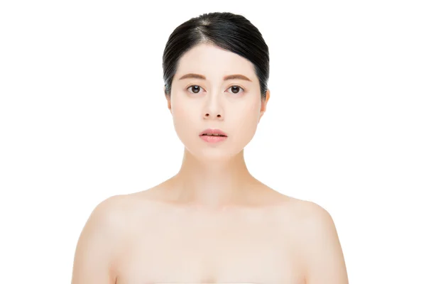 Jolie femme asiatique avec beauté maquillage visage, fond blanc — Photo