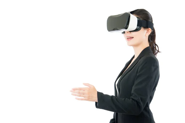 Asiático negocios mujer apretón de manos por VR gafas de auriculares —  Fotos de Stock