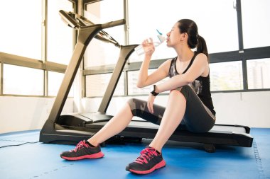 Spor kadın kalan koşu bandı kullanım smartwatch içme suyu