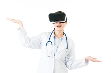 Asyalı doktor el ölçü Vr kulaklık gözlük aygıt tarafından