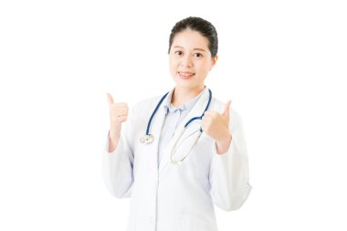 Asyalı doktor stetoskop Haritayı başparmak yukarı gülümseyen