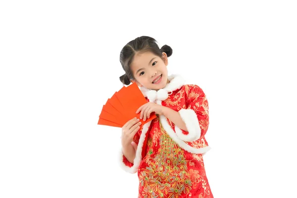 Menina feliz animado com dinheiro pacote vermelho — Fotografia de Stock