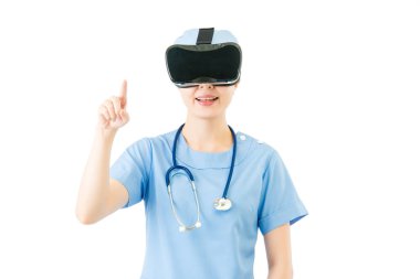 Asyalı kadın cerrah değmek perde Vr mezartaşı yanında