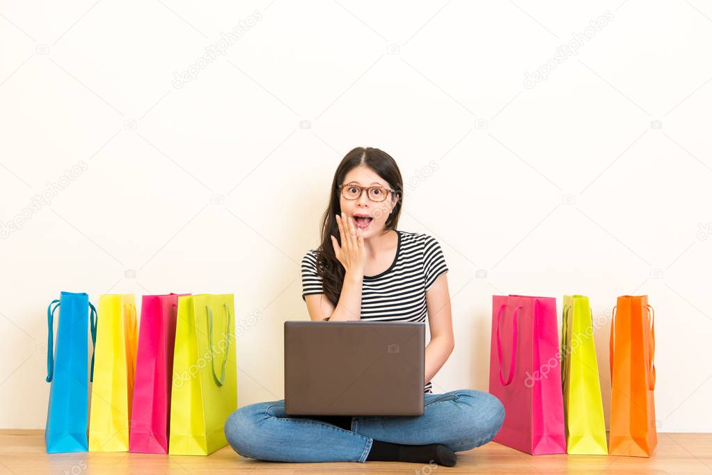 girl using laptop finding surprises information