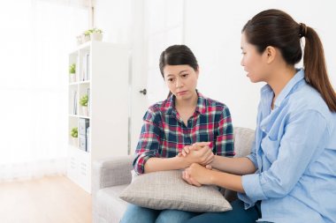 güzel kız üzüntü kadın söz