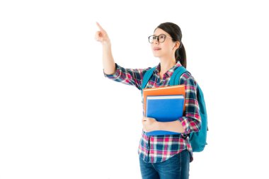 Eğitim boş alanı işaret eden üniversiteli kız