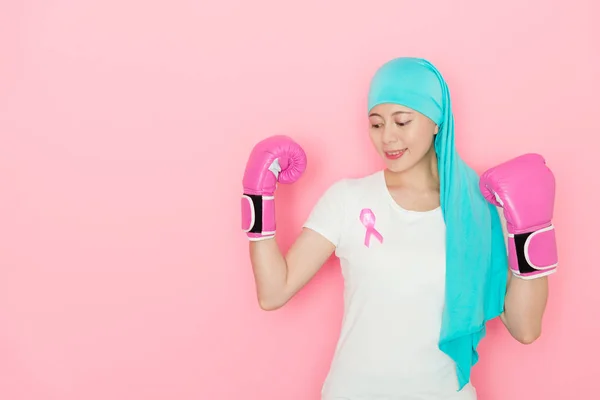 Happy Beauty Girl Having Cancer Problem Wearing Boxing Gloves Decided — Stock Photo, Image