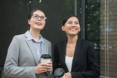iş kadını dışında arıyorsunuz