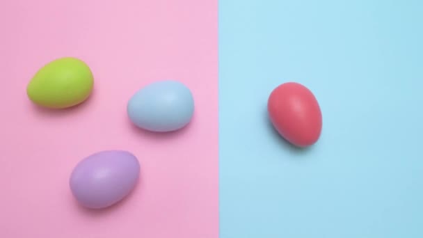 Four Colour Easter Eggs Starts Rotating Stop Same Time Punchy — Stock Video