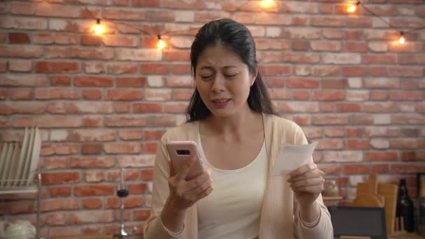 Bohužel Mladé Asijské Ženy Téměř Ale Výhra Loterii Ona Odpovídá — Stock video