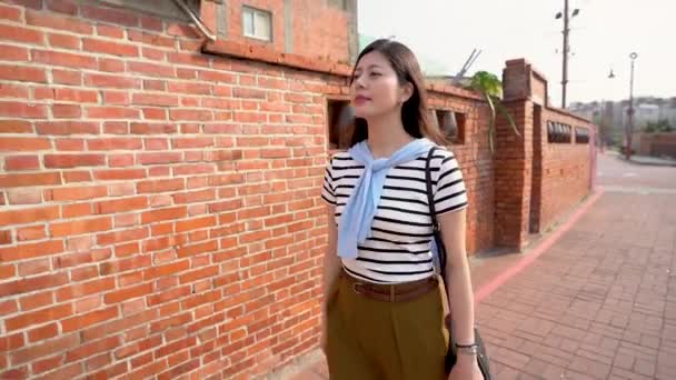 Asian Woman Walking Ancient Street Looking View — Stock Video