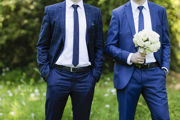 Groom and his friend — Stock Photo, Image