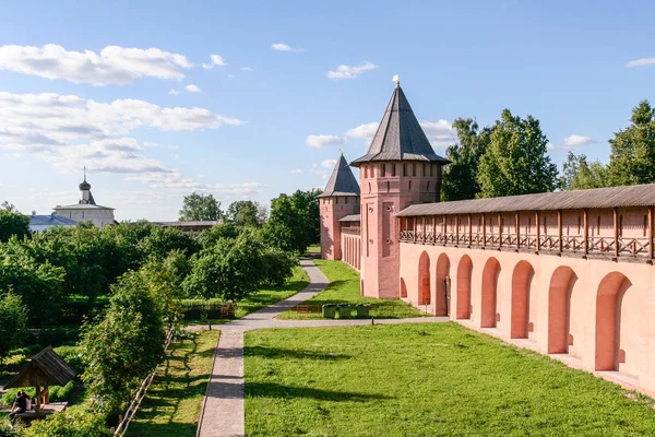La muralla del monasterio salvador de San Eutimio, Rusia, Suzdal — Foto de Stock
