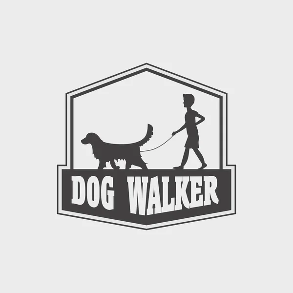 Pet shop nebo obchod logo, popisek nebo odznak a koncept. Pes walker silueta psa zlatý retrívr a kluk nebo mladý muž — Stockový vektor