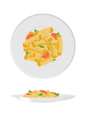 Penne makarna domates ve sos ile