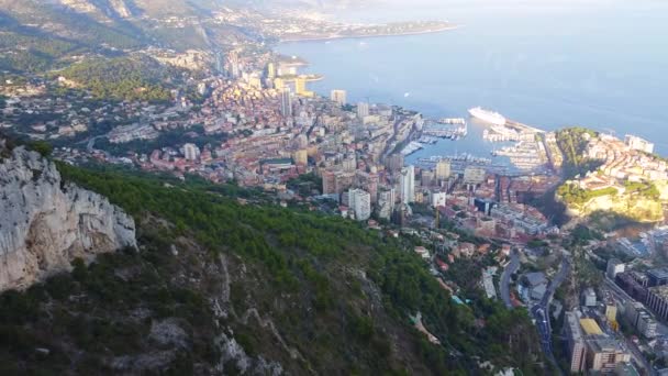 Letecký panoramatický pohled Monackého knížectví — Stock video